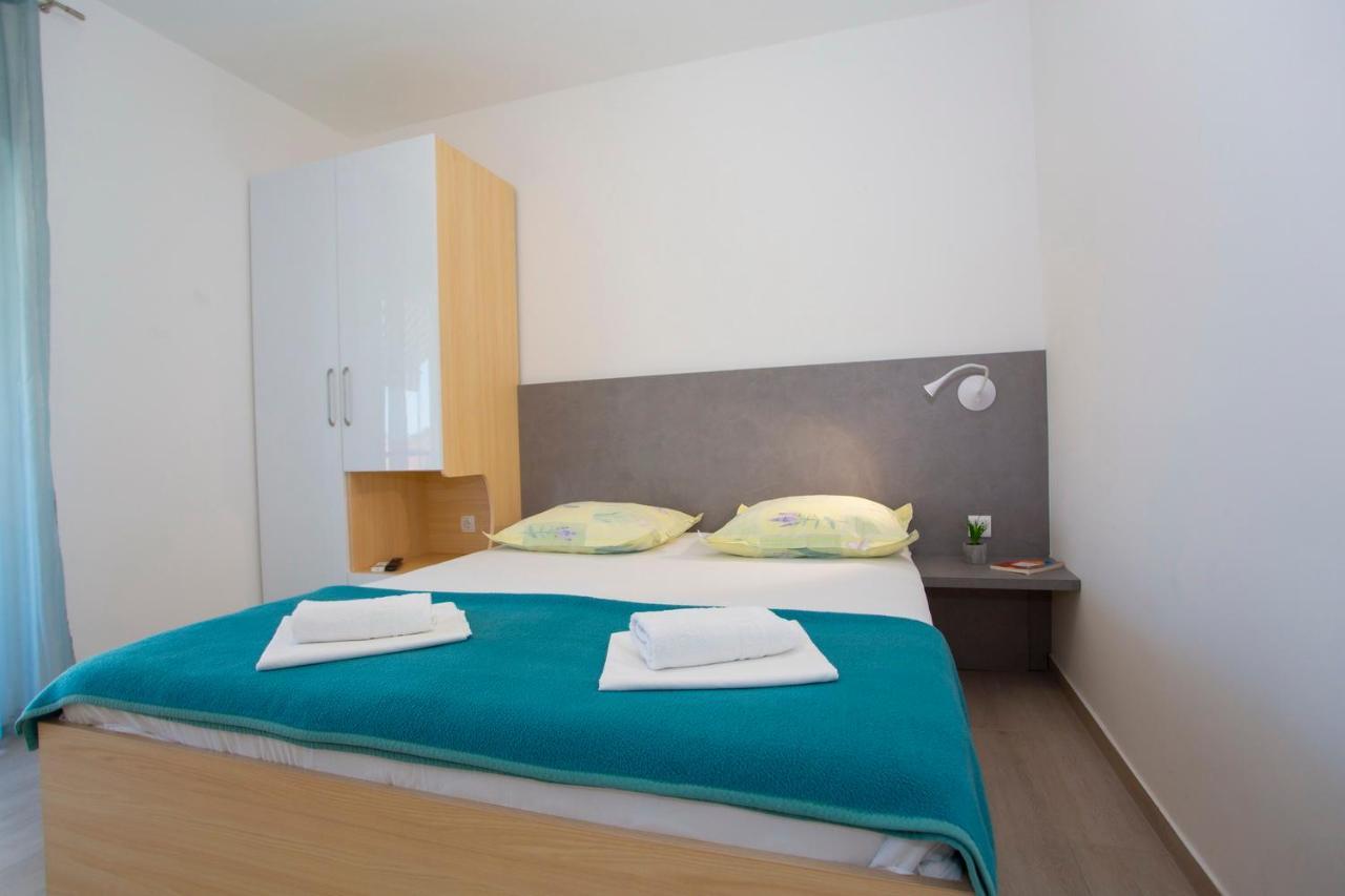 Apartments Loncar Tučepi Εξωτερικό φωτογραφία