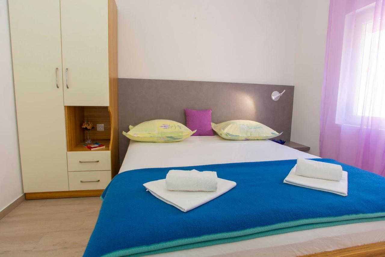 Apartments Loncar Tučepi Εξωτερικό φωτογραφία