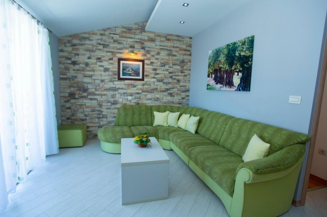 Apartments Loncar Tučepi Εξωτερικό φωτογραφία