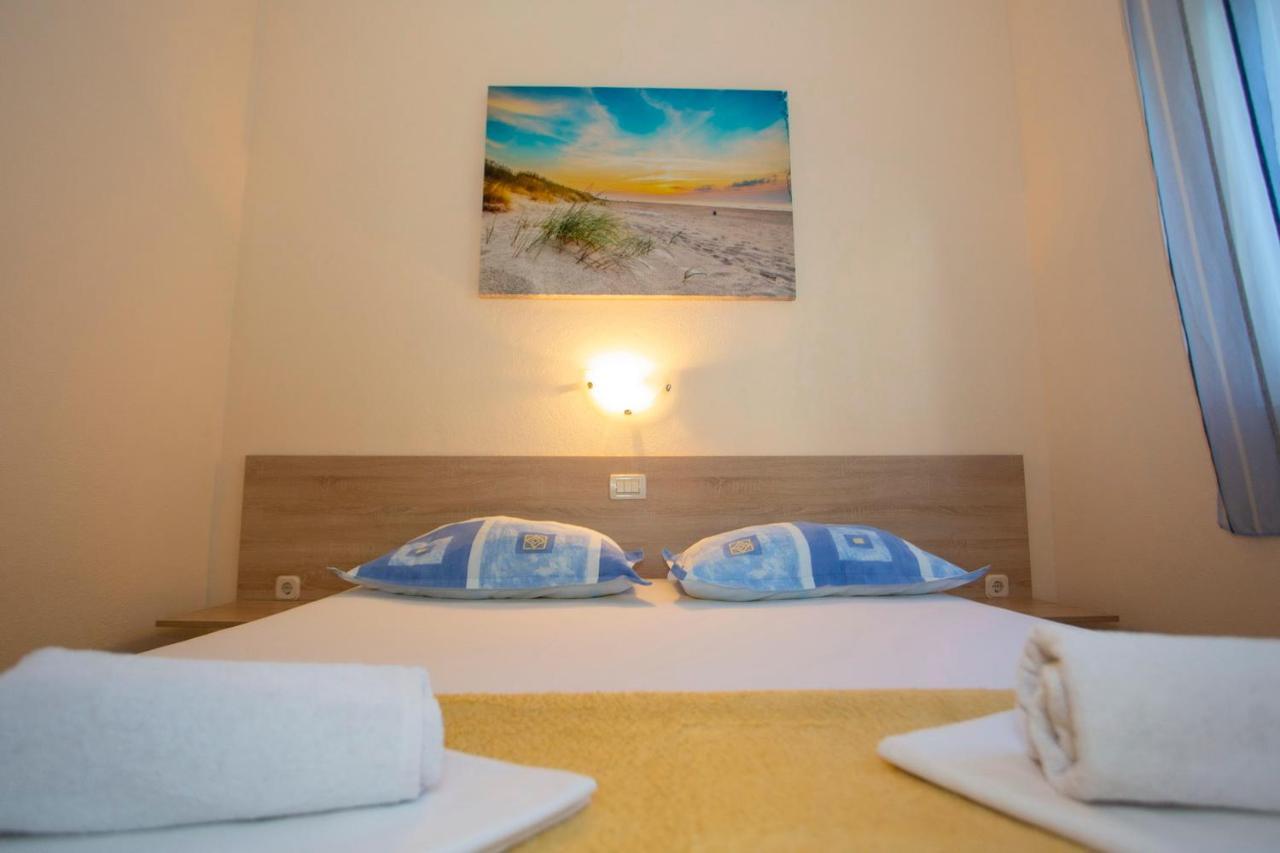 Apartments Loncar Tučepi Εξωτερικό φωτογραφία