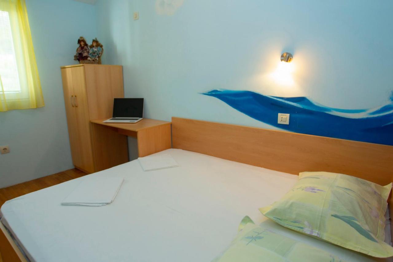Apartments Loncar Tučepi Εξωτερικό φωτογραφία