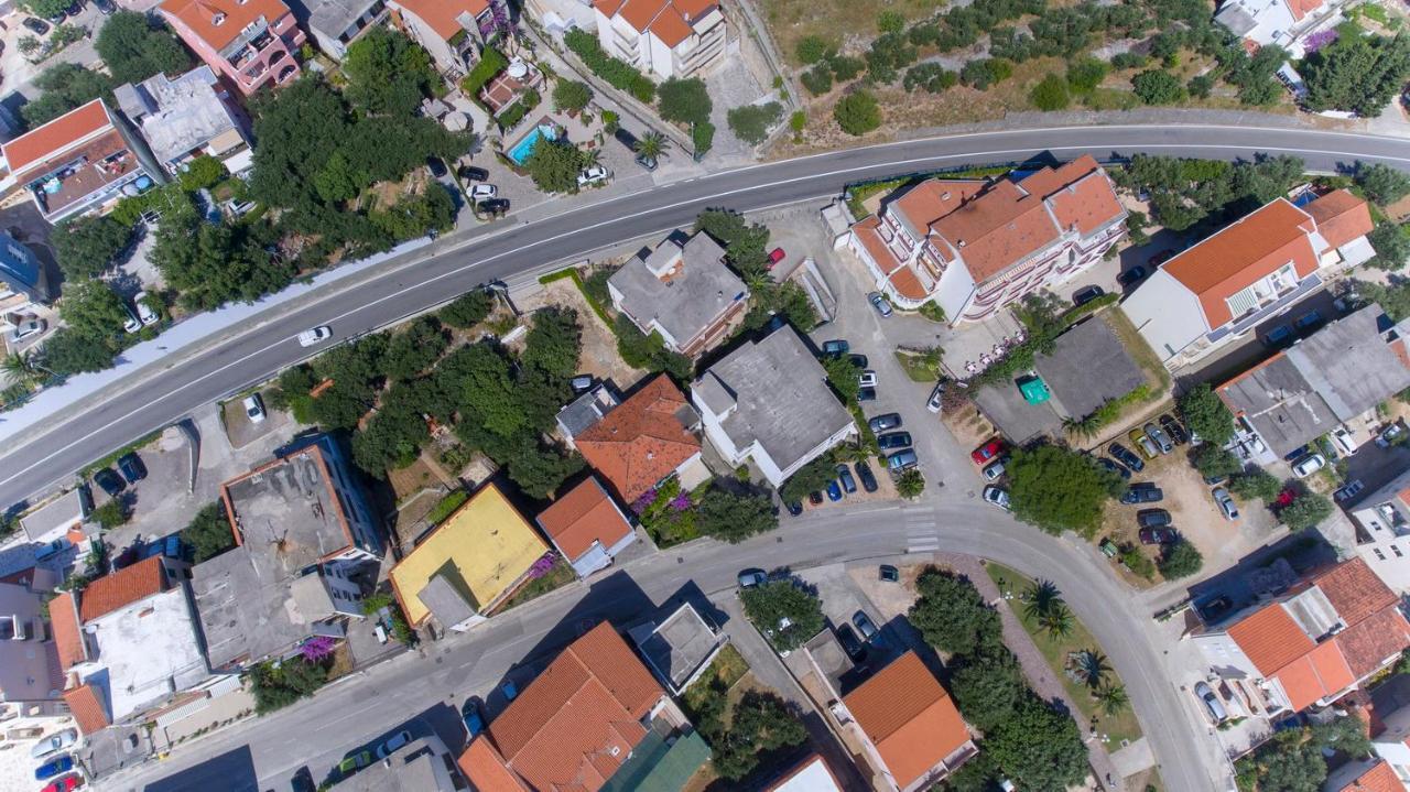 Apartments Loncar Tučepi Εξωτερικό φωτογραφία