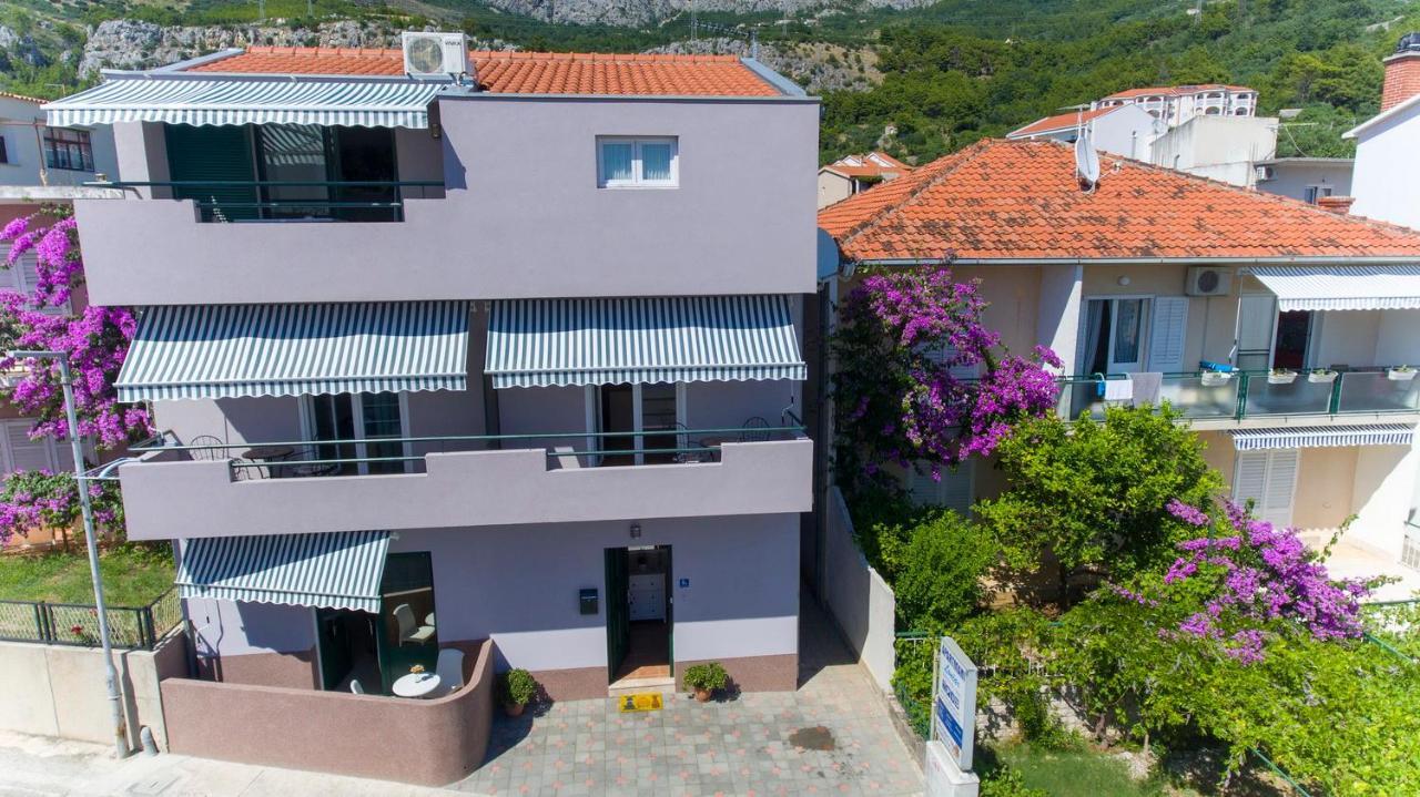 Apartments Loncar Tučepi Εξωτερικό φωτογραφία